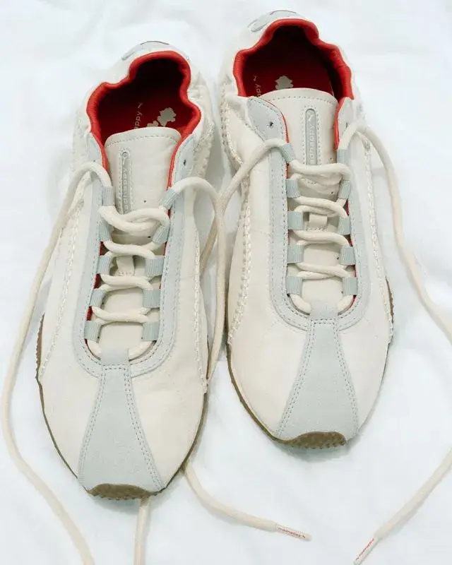 PUMA AND MADHAPPY RELEASE THIRD COLLECTION image of PUMA and Madhappy release their third apparel and footwear collection featuring rewritten T7 tracksuits and classic sneakers. (image 6 of 7)