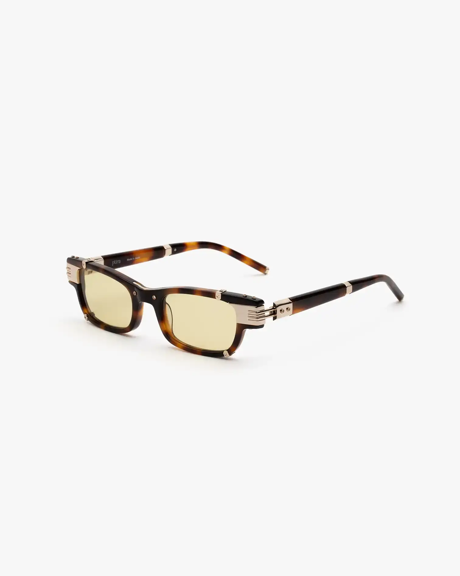 PÜRA UNVEILS NEW OPTICS COLLECTION INSPIRED BY BRUTALIST ARCHITECTURE Püra, a multidisciplinary fashion brand, launches a new sunglasses collection inspired by brutalist architecture (image 8 of 8)