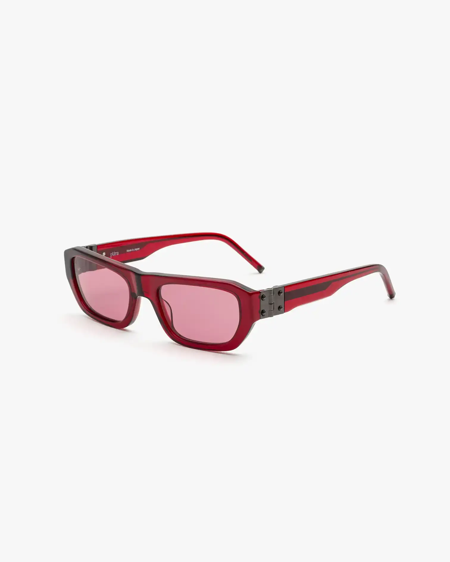 PÜRA UNVEILS NEW OPTICS COLLECTION INSPIRED BY BRUTALIST ARCHITECTURE Püra, a multidisciplinary fashion brand, launches a new sunglasses collection inspired by brutalist architecture (image 5 of 8)