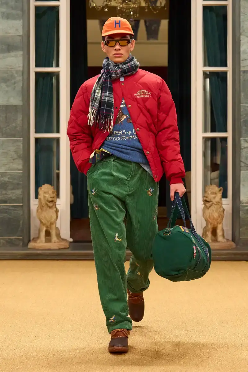 RALPH LAUREN FALL 2026 MENSWEAR IN MILAN Ralph Lauren Fall 2026 menswear collection presentation at Milan's Palazzo Ralph Lauren, featuring Purple Label and Polo lines with traditional craftsmanship. (image 63 of 73)