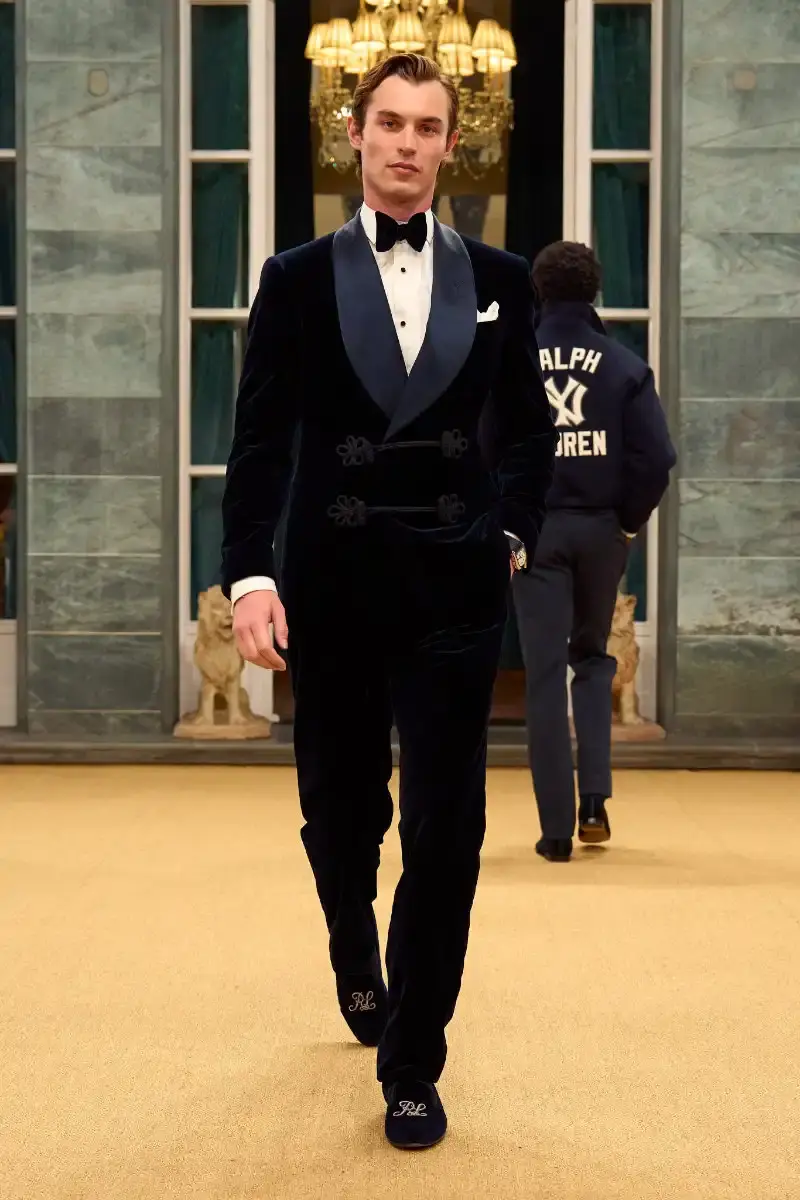 RALPH LAUREN FALL 2026 MENSWEAR IN MILAN Ralph Lauren Fall 2026 menswear collection presentation at Milan's Palazzo Ralph Lauren, featuring Purple Label and Polo lines with traditional craftsmanship. (image 2 of 73)