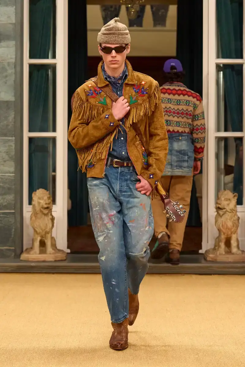RALPH LAUREN FALL 2026 MENSWEAR IN MILAN Ralph Lauren Fall 2026 menswear collection presentation at Milan's Palazzo Ralph Lauren, featuring Purple Label and Polo lines with traditional craftsmanship. (image 67 of 73)
