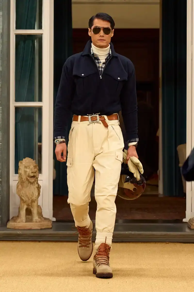 RALPH LAUREN FALL 2026 MENSWEAR IN MILAN Ralph Lauren Fall 2026 menswear collection presentation at Milan's Palazzo Ralph Lauren, featuring Purple Label and Polo lines with traditional craftsmanship. (image 15 of 73)