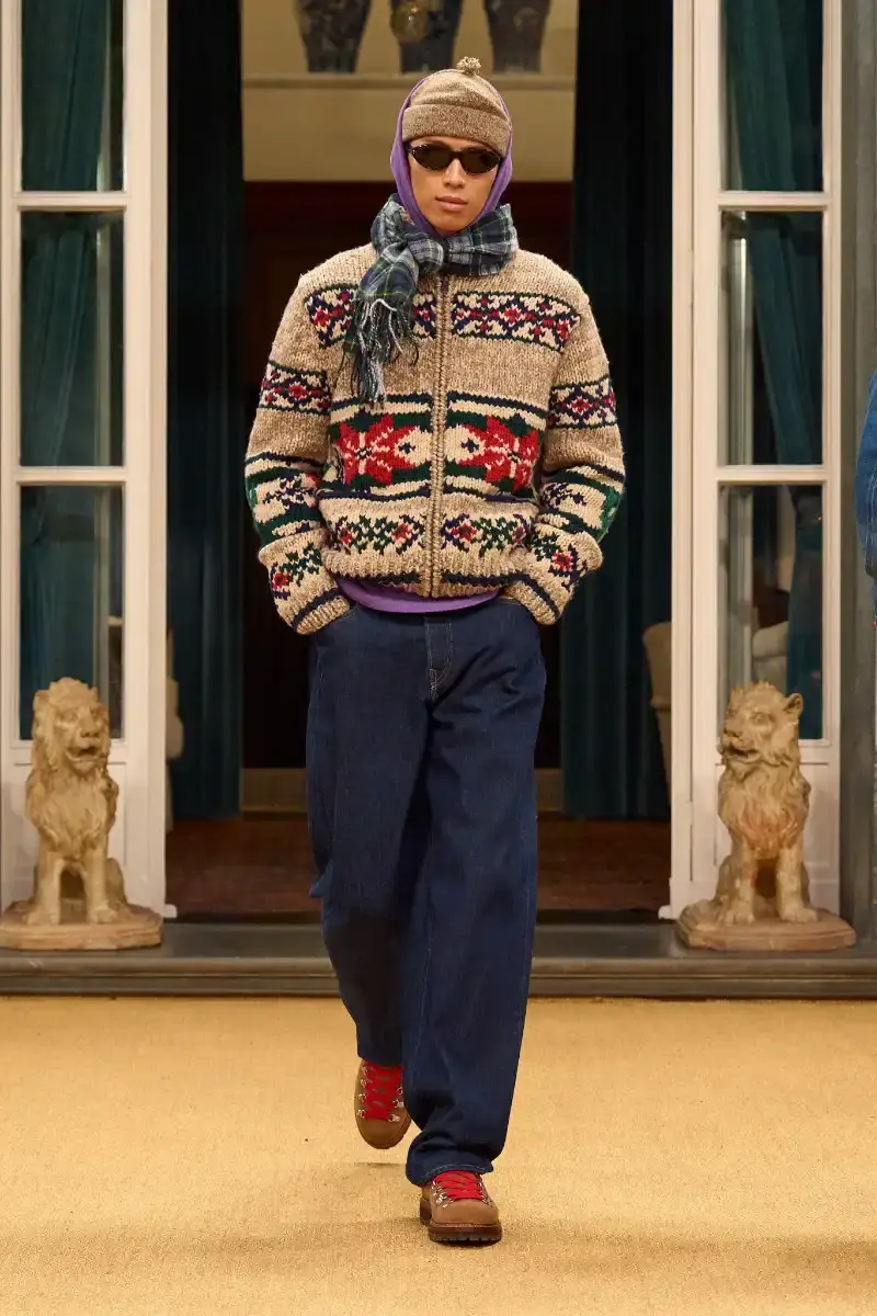 RALPH LAUREN FALL 2026 MENSWEAR IN MILAN Ralph Lauren Fall 2026 menswear collection presentation at Milan's Palazzo Ralph Lauren, featuring Purple Label and Polo lines with traditional craftsmanship. (image 68 of 73)
