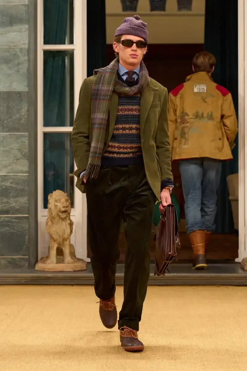 RALPH LAUREN FALL 2026 MENSWEAR IN MILAN Ralph Lauren Fall 2026 menswear collection presentation at Milan's Palazzo Ralph Lauren, featuring Purple Label and Polo lines with traditional craftsmanship. (image 54 of 73)