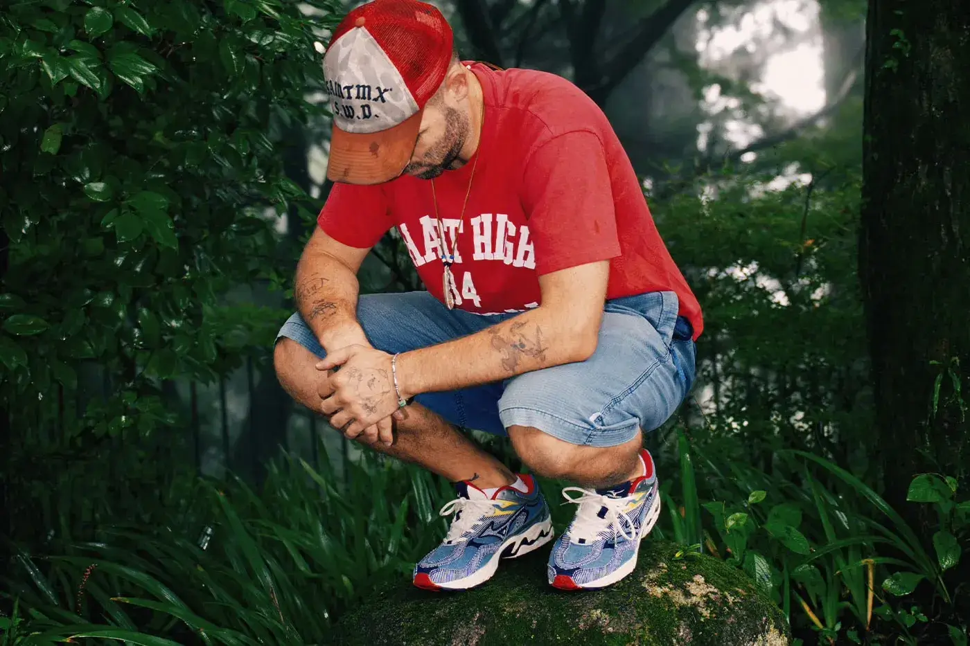 SEAN WOTHERSPOON AND MIZUNO LAUNCH THE WAVE MG4 LS image about the Mizuno Wave MG4 LS made with Sean Wotherspoon through SWJP. The text describes two colorways, the materials and the 30 October release.