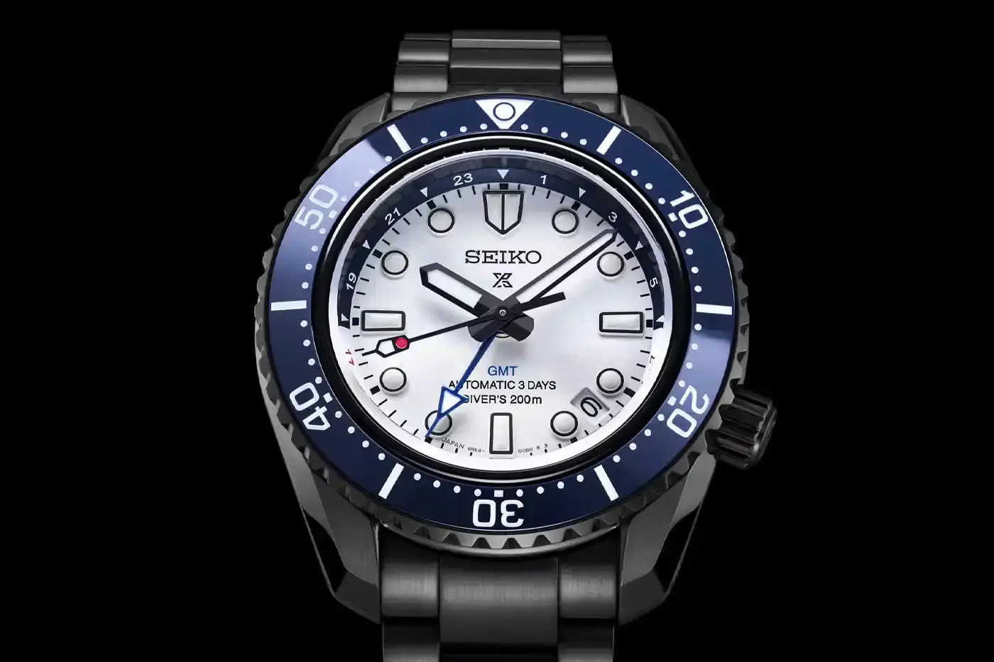 Seiko Two Seiko Prospex limited edition watches honoring Shohei Ohtani. Left watch shows model SBEJ023 with black dial and blue bezel. Right watch displays model SBEJ025 with white dial. Both feature Dodgers team colors and Ohtani's signature on the clasp. (image 3 of 6)