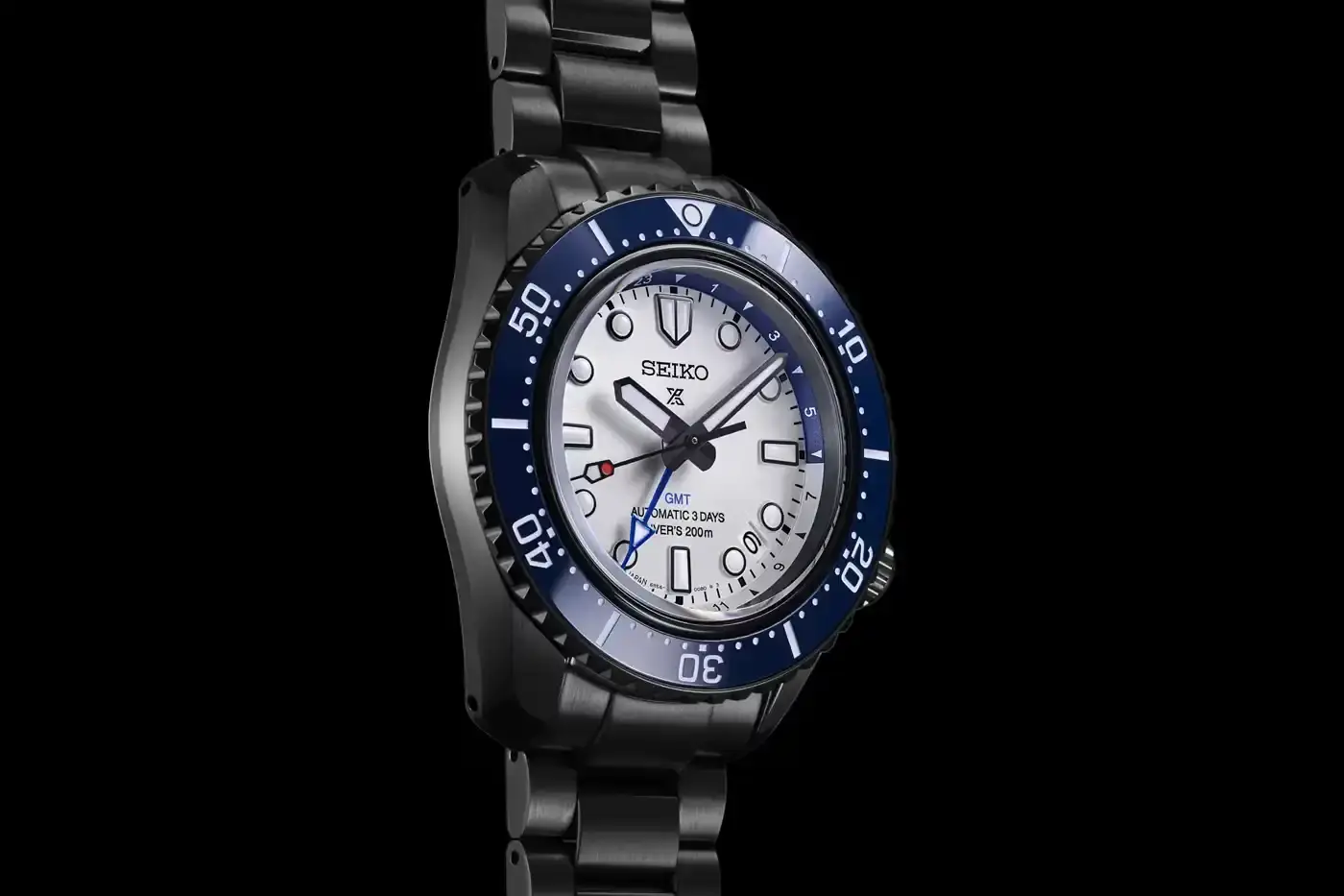 Seiko Two Seiko Prospex limited edition watches honoring Shohei Ohtani. Left watch shows model SBEJ023 with black dial and blue bezel. Right watch displays model SBEJ025 with white dial. Both feature Dodgers team colors and Ohtani's signature on the clasp. (image 4 of 6)