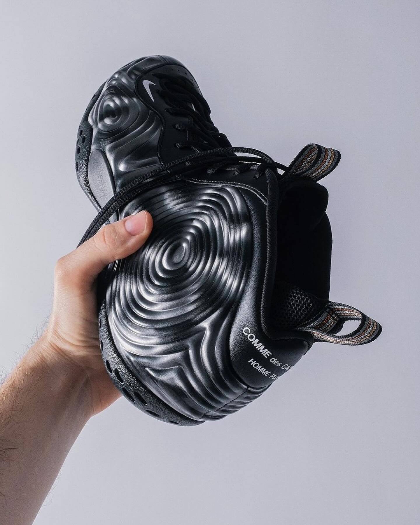 COMME des GARÇONS x Nike Foamposite (2024) (image 2 of 5)