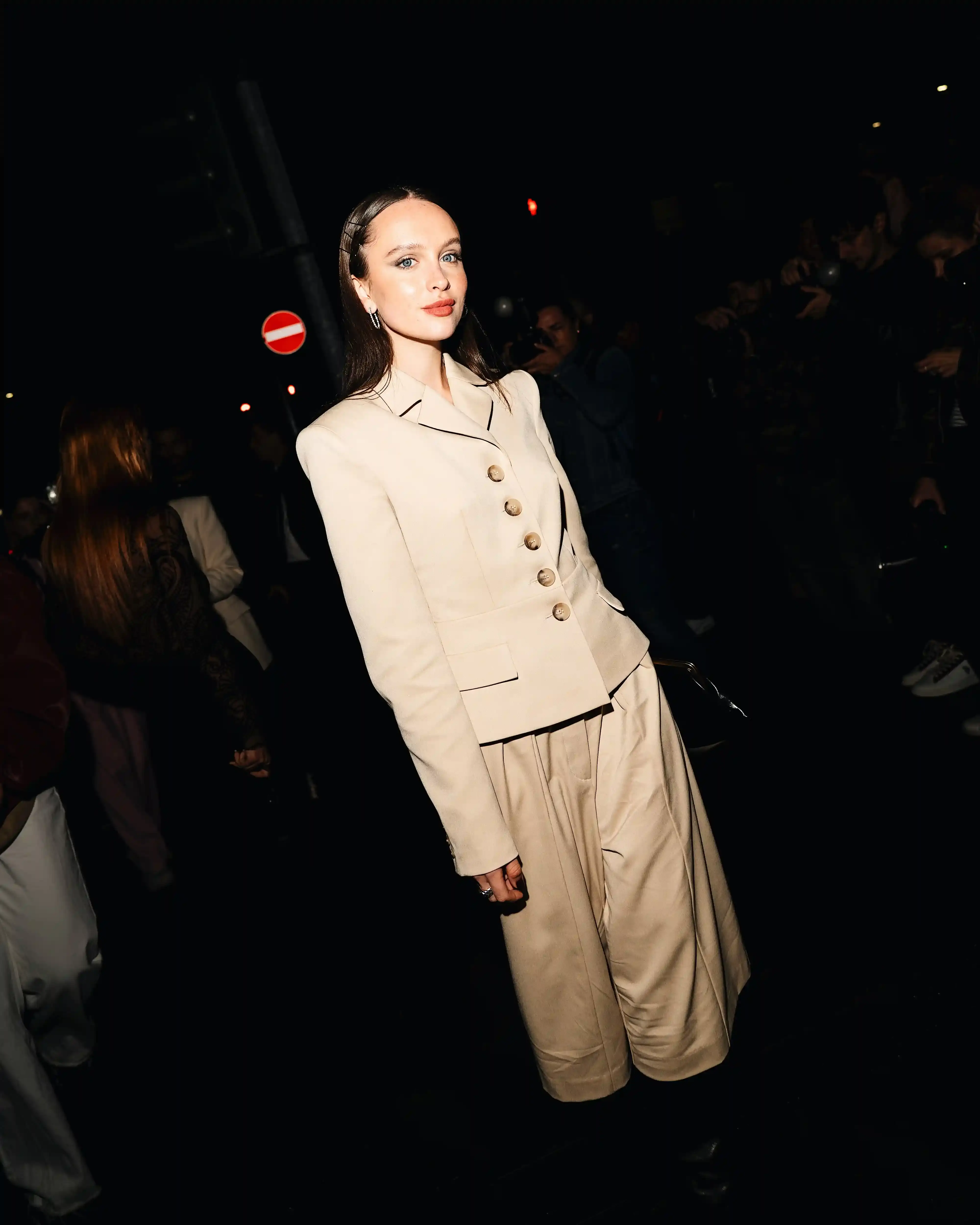 Guest vip attending at Etro Fashion Show In Milan (image 4 of 15)