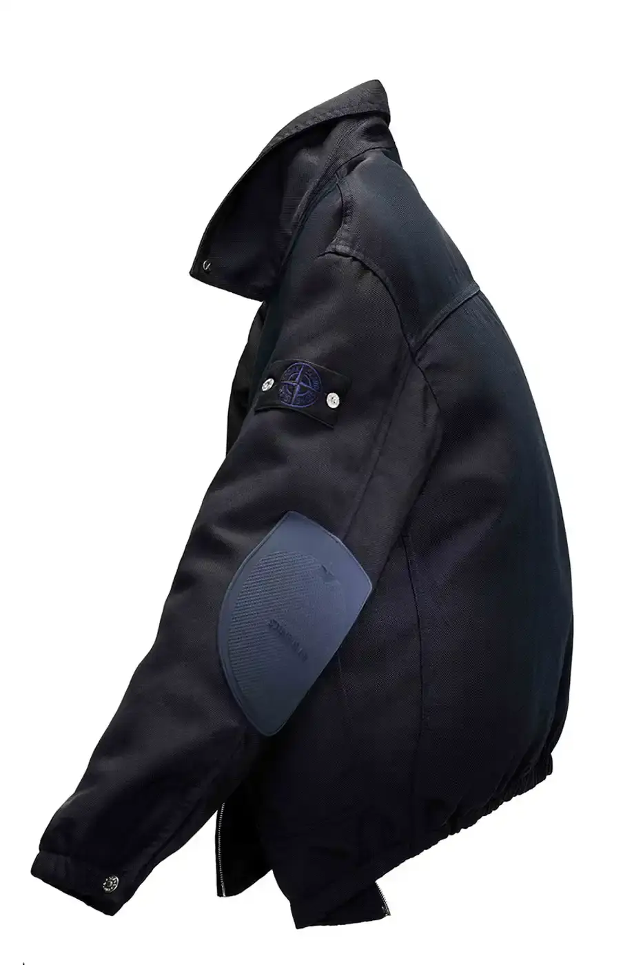 STONE ISLAND SS26 DENIM RESEARCH RELEASE image detailing the release of the Stone Island Spring Summer 2026 Denim Research clothing collection featuring enzyme washed materials. (image 3 of 4)