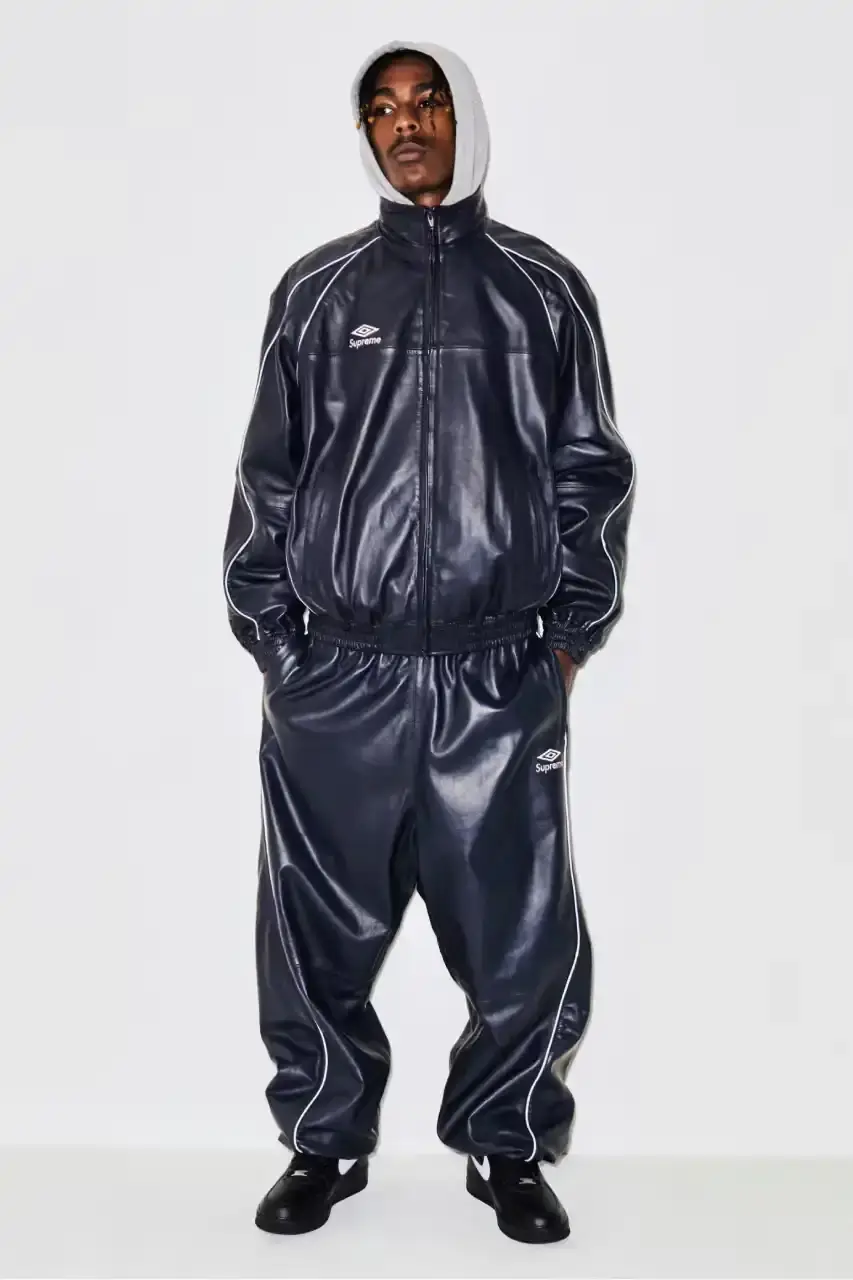 SUPREME FW25 COLLECTION DROPS AUGUST 28 Supreme's new seasonal collection features streetwear pieces celebrating hip-hop culture and music history. (image 30 of 45)