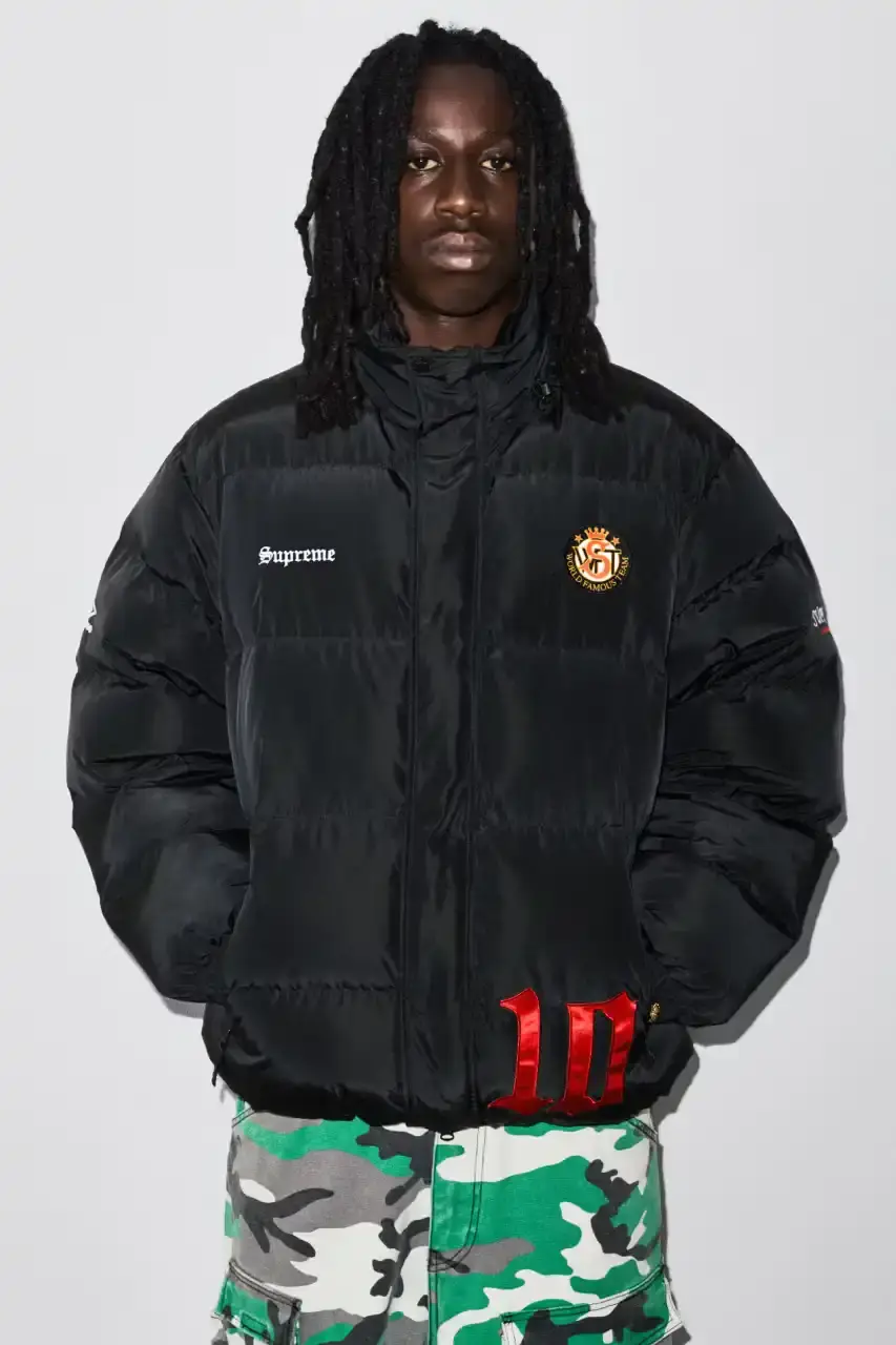 SUPREME FW25 COLLECTION DROPS AUGUST 28 Supreme's new seasonal collection features streetwear pieces celebrating hip-hop culture and music history. (image 17 of 45)