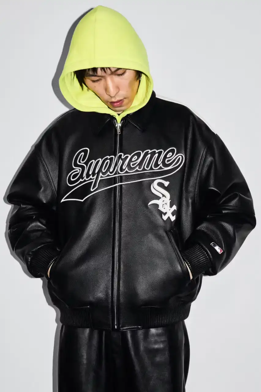 SUPREME FW25 COLLECTION DROPS AUGUST 28 Supreme's new seasonal collection features streetwear pieces celebrating hip-hop culture and music history. (image 9 of 45)