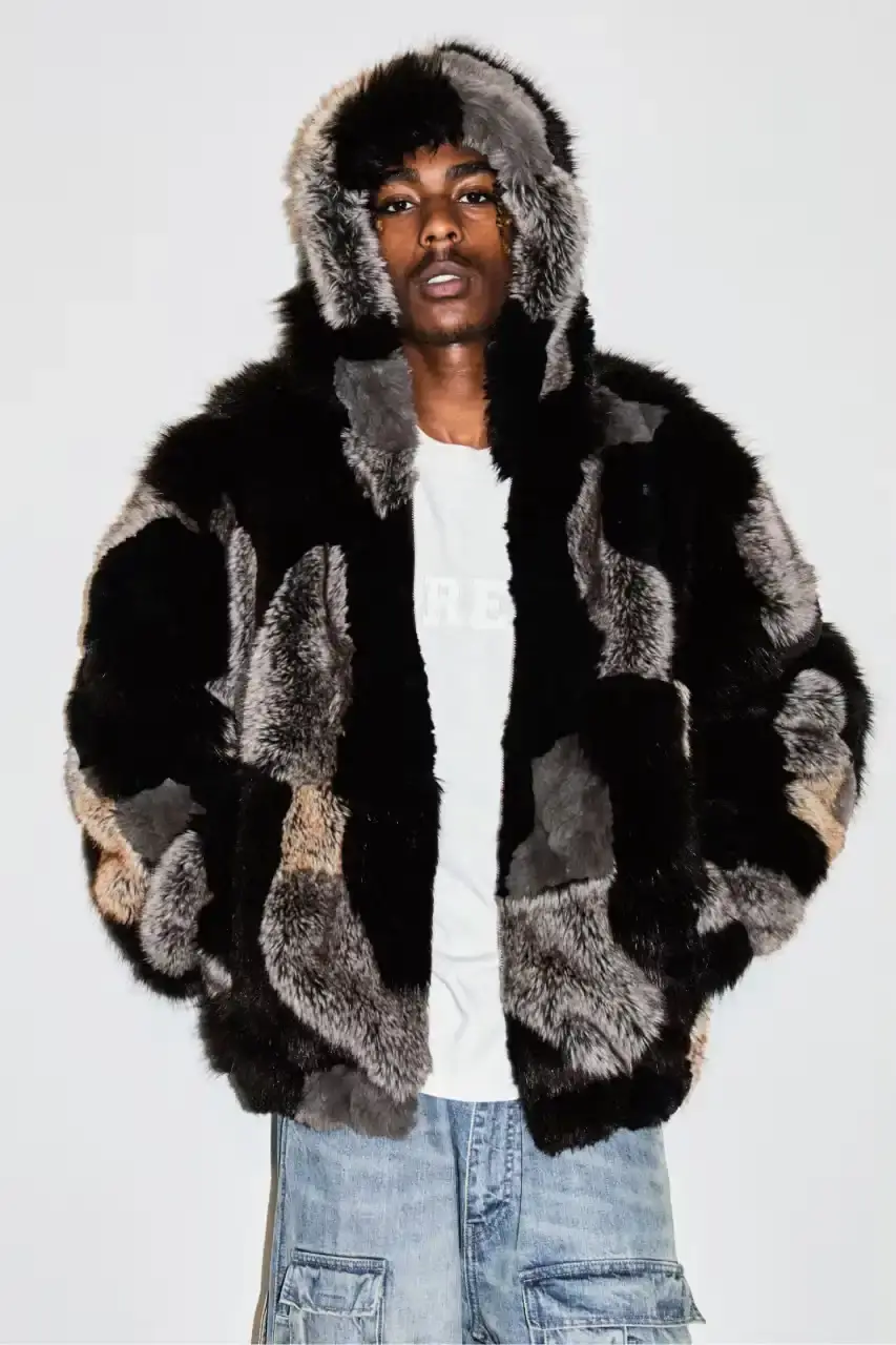 SUPREME FW25 COLLECTION DROPS AUGUST 28 Supreme's new seasonal collection features streetwear pieces celebrating hip-hop culture and music history. (image 45 of 45)