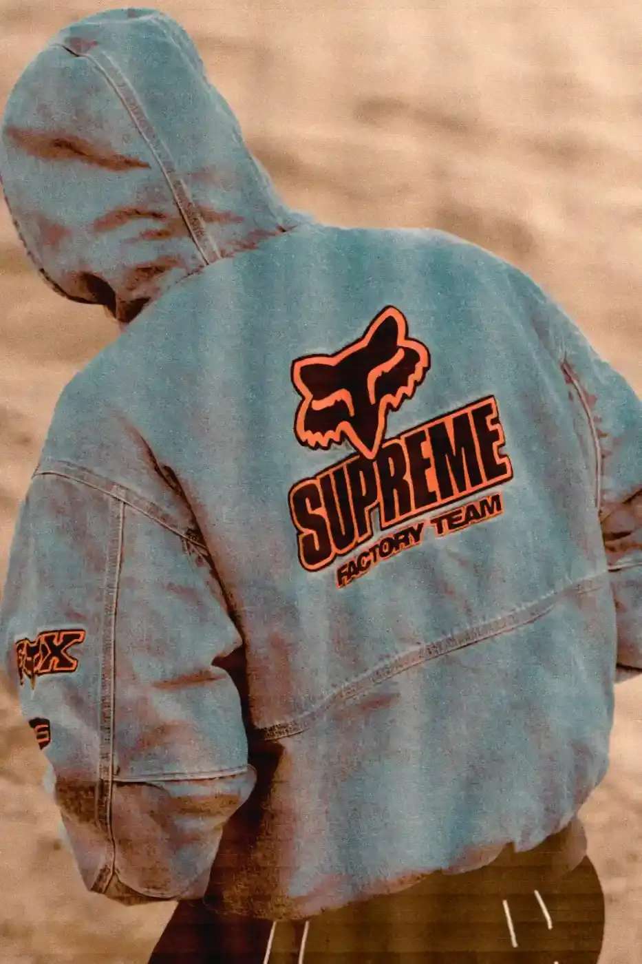 SUPREME X FOX RACING FALL 2025 DROP Supreme collaborates with Fox Racing on a Fall 2025 collection that includes motorsport gear and apparel, featuring tribute pieces to DMX with racing jerseys, helmets, and protective gear in gray camo print with red accents. (image 23 of 26)