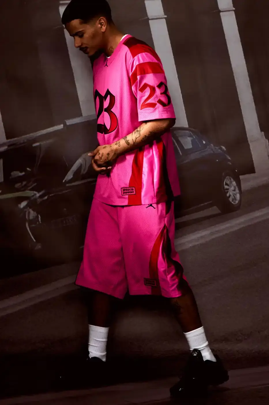SUPREME JORDAN SPRING 2026 APPAREL COLLECTION image detailing the Supreme and Jordan Brand apparel collaboration for Spring 2026, including items, prices in Euros, and launch dates. (image 8 of 20)