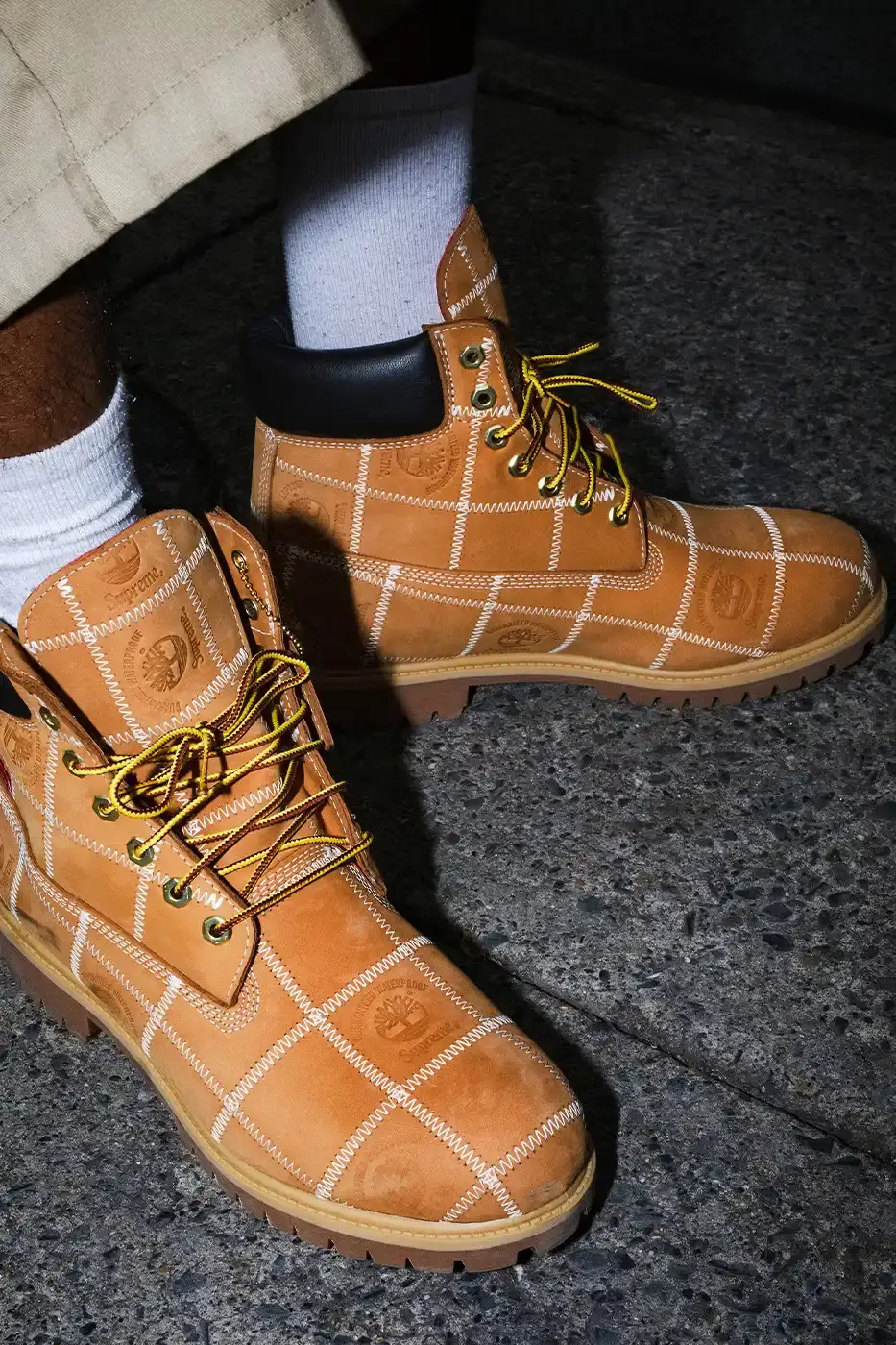 SUPREME X TIMBERLAND BOOT DROPS NOVEMBER 2025 Supreme partners with Timberland to release a redesigned 6-Inch Premium Waterproof Boot featuring debossed logo patchwork across waterproof nubuck. Available in black, tan, and multi-color starting November 6. (image 2 of 5)
