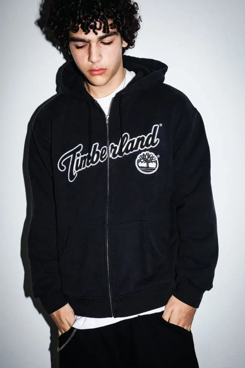 SUPREME X TIMBERLAND FALL 2026 APPAREL DROPS OCTOBER 22 Text summary of an article about the Supreme and Timberland Fall 2026 collection, which includes jackets, tops, pants and headwear and releases on October 22 and October 24. (image 14 of 19)