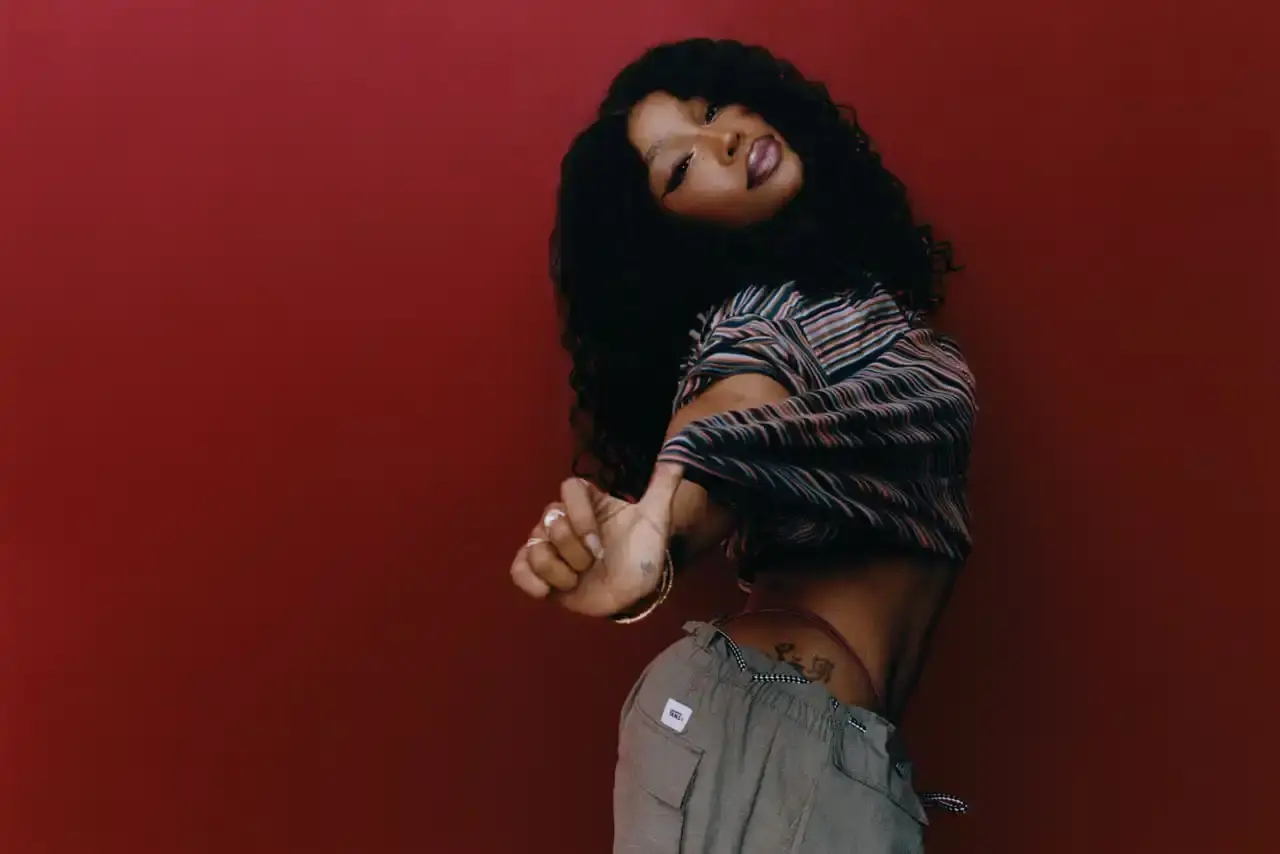 SZA BECOMES VANS ARTISTIC DIRECTOR image about singer SZA's appointment as Vans Artistic Director for multi-year creative partnership. (image 8 of 10)