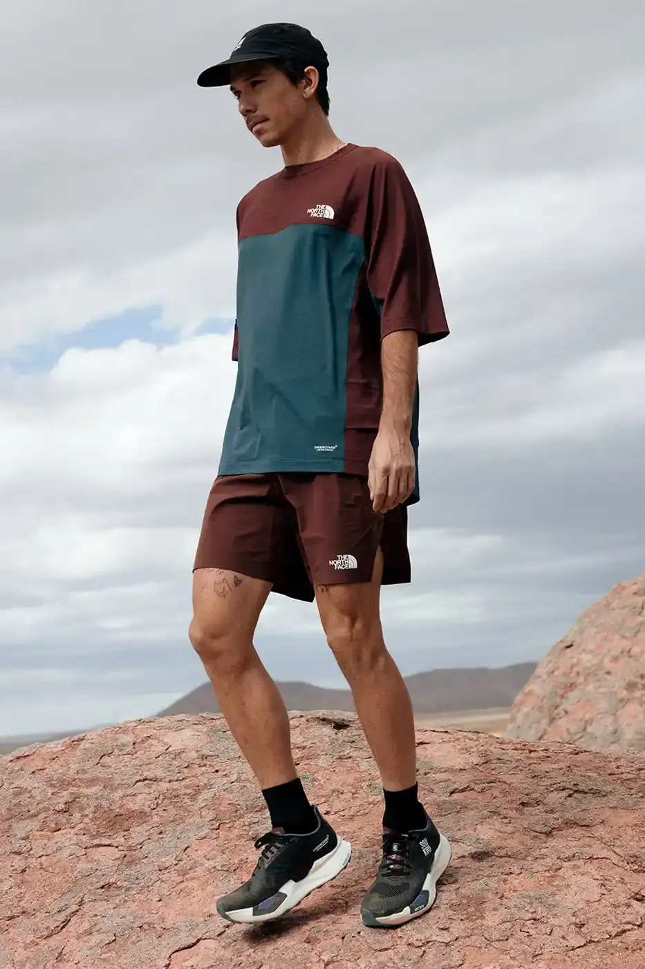 THE NORTH FACE AND UNDERCOVER LAUNCH SEASON FOUR OF SOUKUU LINE photo of the fourth season of the SOUKUU collaboration between The North Face and UNDERCOVER. It describes the Spring/Summer 2025 collection's technical features including waterproof materials, convertible zip-off designs, and VECTIV footwear technology. The article mentions the April 10 release date and notes that items will be available on The North Face's official website. The content is presented in a straightforward news format with information about the collection's components and performance features. (image 5 of 21)