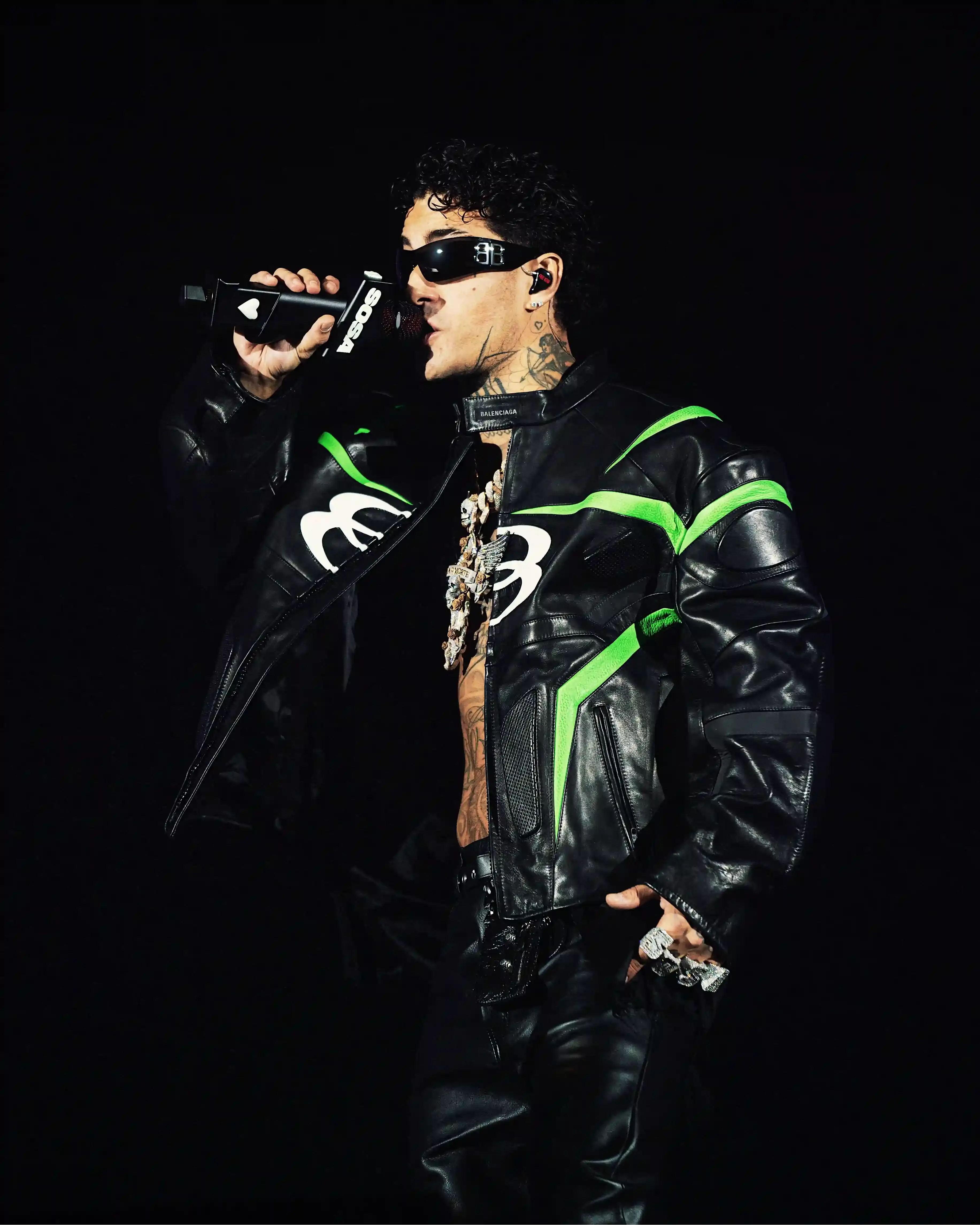Tony Effe performs at sold-out concert in Milan's Unipol Forum. Young fans fill venue for Dark Polo Gang member's show featuring multiple guest artists. Performance showcases Tony's artistic growth and trap music's evolution in Italy (image 7 of 7)