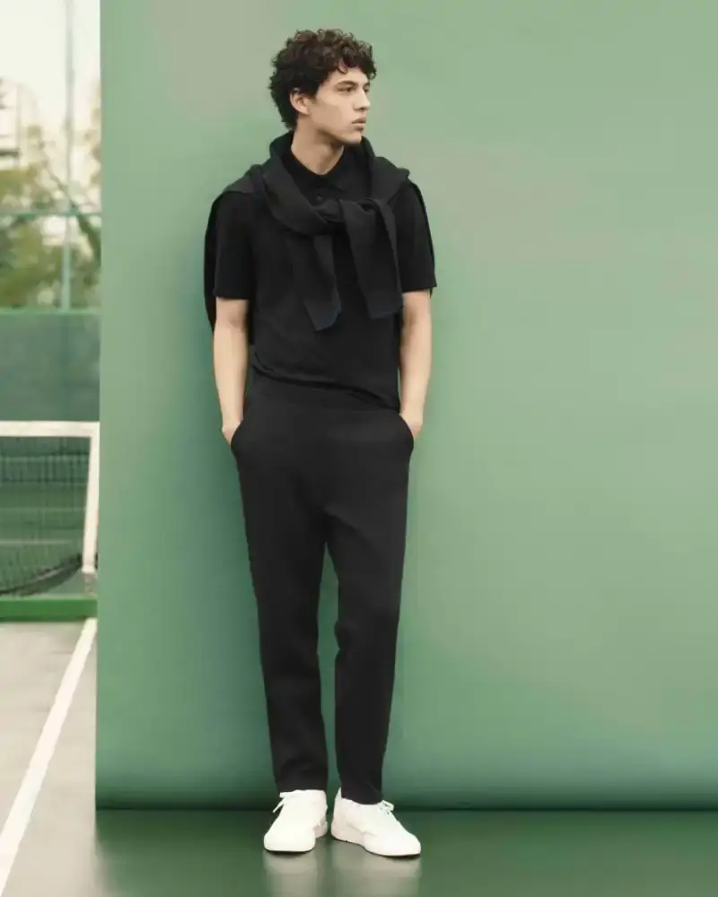 UNIQLO AND ROGER FEDERER RELEASE SPRING APPAREL COLLECTION A image document detailing the new Uniqlo and Roger Federer clothing collection releasing on March 27. The document outlines garment features and design details. (image 6 of 8)
