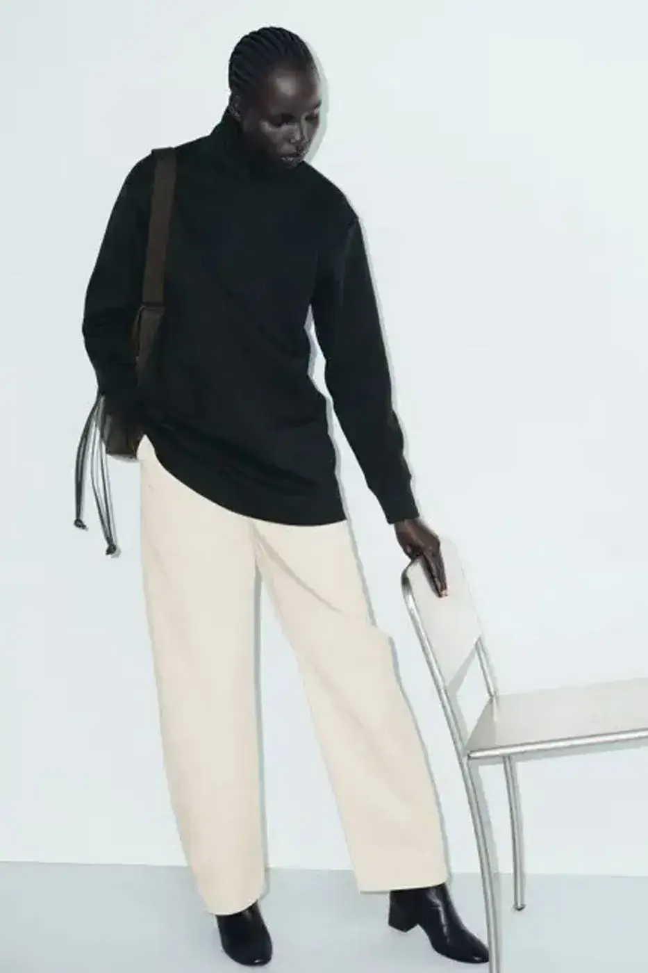 UNIQLO U FW26 MARKS 10 YEARS OF LEMAIRE UNIQLO U FW26 MARKS 10 YEARS OF LEMAIRE (image 4 of 14)