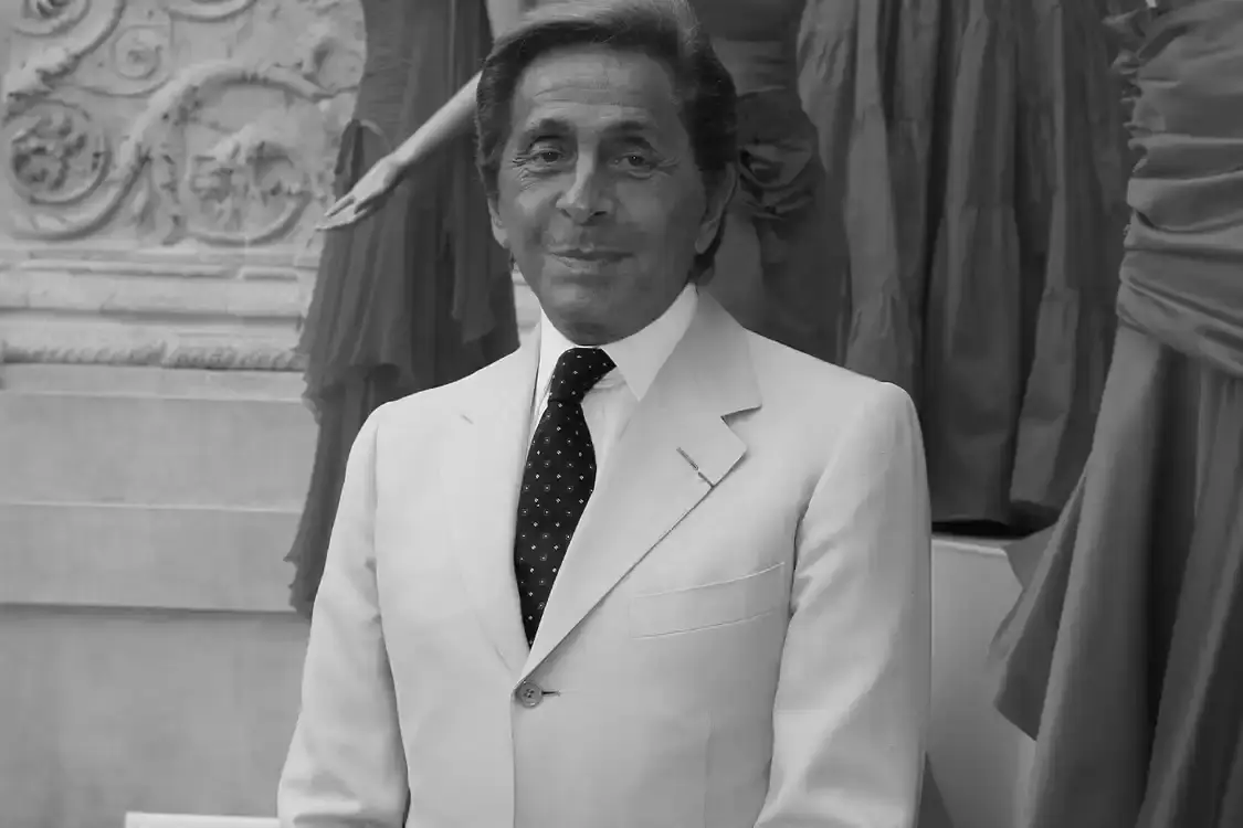 image reports the death of fashion designer Valentino Garavani at age 93, detailing his career achievements and upcoming memorial services in Rome.