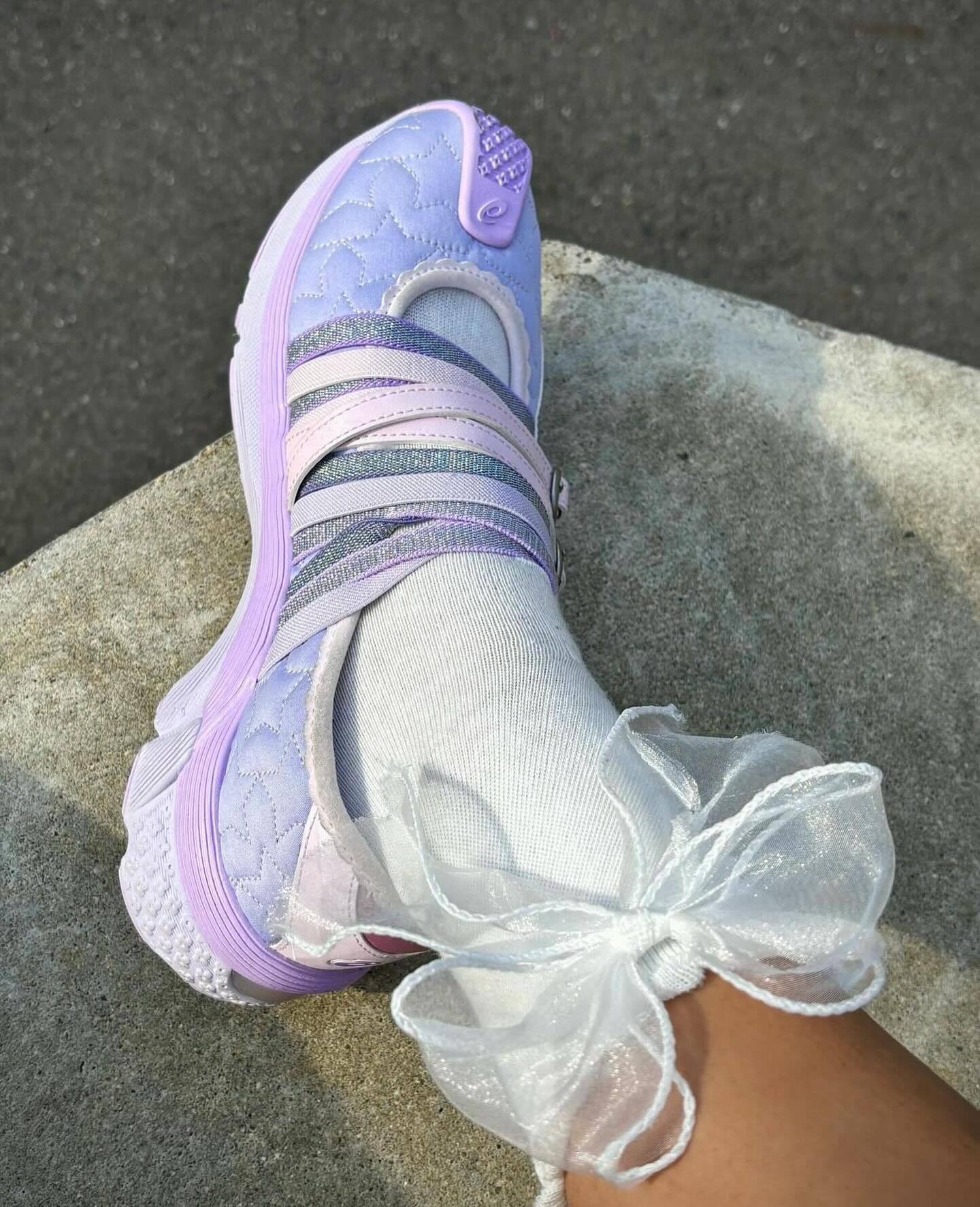 via @kikokurative | Asics x Heaven