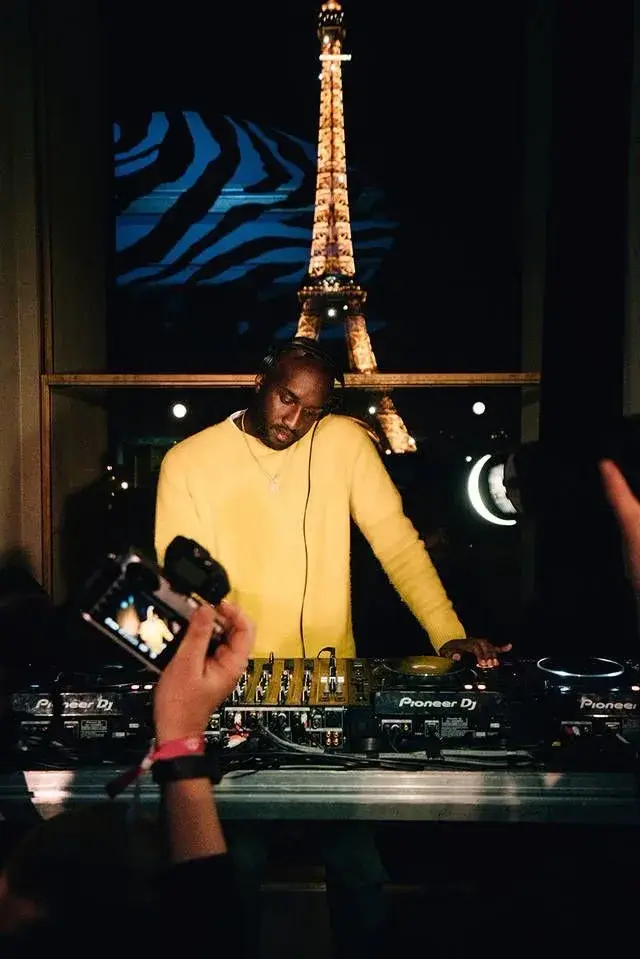 image explaining the history of Virgil Abloh working as a DJ and music director alongside his fashion career.