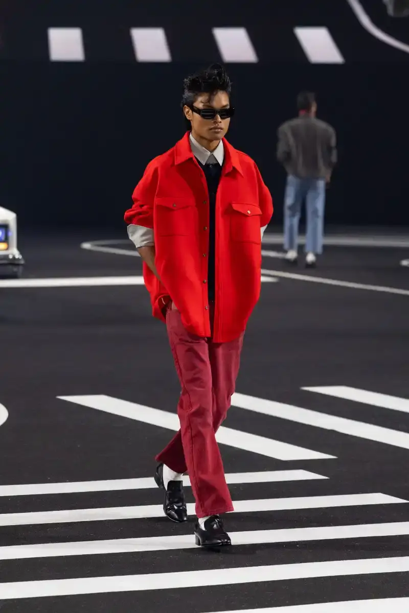 WILLY CHAVARRIA RETURNS TO PARIS FOR FALL/WINTER 2026 Fashion designer Willy Chavarria presented his Fall/Winter 2026 collection at Paris Fashion Week, featuring approximately 100 looks across three acts. The collection moved from everyday workwear through streetwear to fine tailoring, with improved fabrics and continued focus on representing real people. (image 28 of 47)