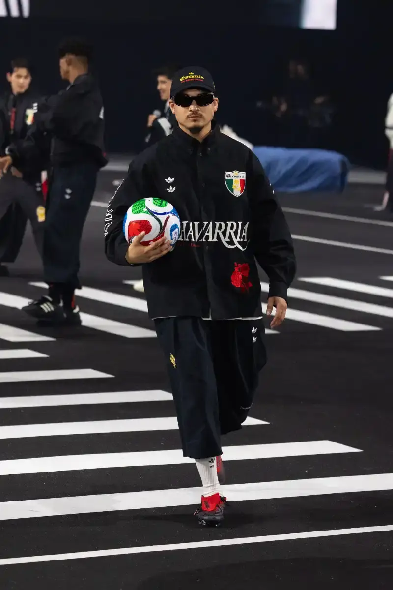 WILLY CHAVARRIA RETURNS TO PARIS FOR FALL/WINTER 2026 Fashion designer Willy Chavarria presented his Fall/Winter 2026 collection at Paris Fashion Week, featuring approximately 100 looks across three acts. The collection moved from everyday workwear through streetwear to fine tailoring, with improved fabrics and continued focus on representing real people. (image 8 of 47)