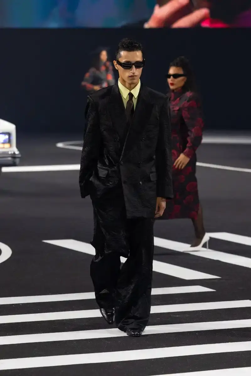 WILLY CHAVARRIA RETURNS TO PARIS FOR FALL/WINTER 2026 Fashion designer Willy Chavarria presented his Fall/Winter 2026 collection at Paris Fashion Week, featuring approximately 100 looks across three acts. The collection moved from everyday workwear through streetwear to fine tailoring, with improved fabrics and continued focus on representing real people. (image 5 of 47)