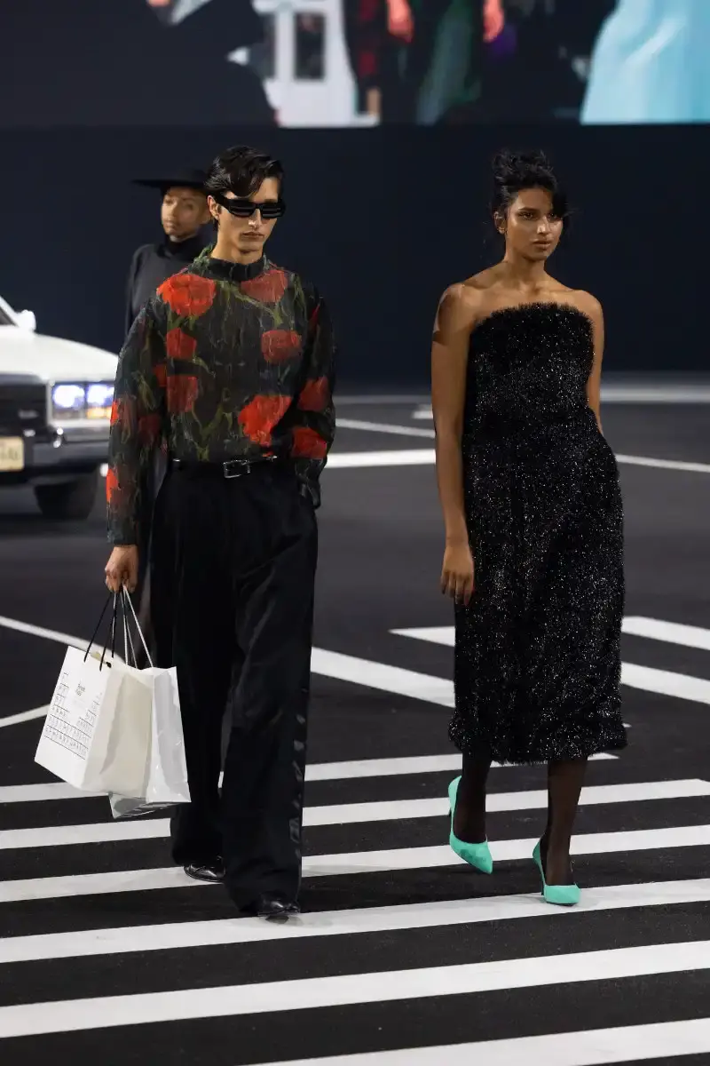 WILLY CHAVARRIA RETURNS TO PARIS FOR FALL/WINTER 2026 Fashion designer Willy Chavarria presented his Fall/Winter 2026 collection at Paris Fashion Week, featuring approximately 100 looks across three acts. The collection moved from everyday workwear through streetwear to fine tailoring, with improved fabrics and continued focus on representing real people. (image 4 of 47)
