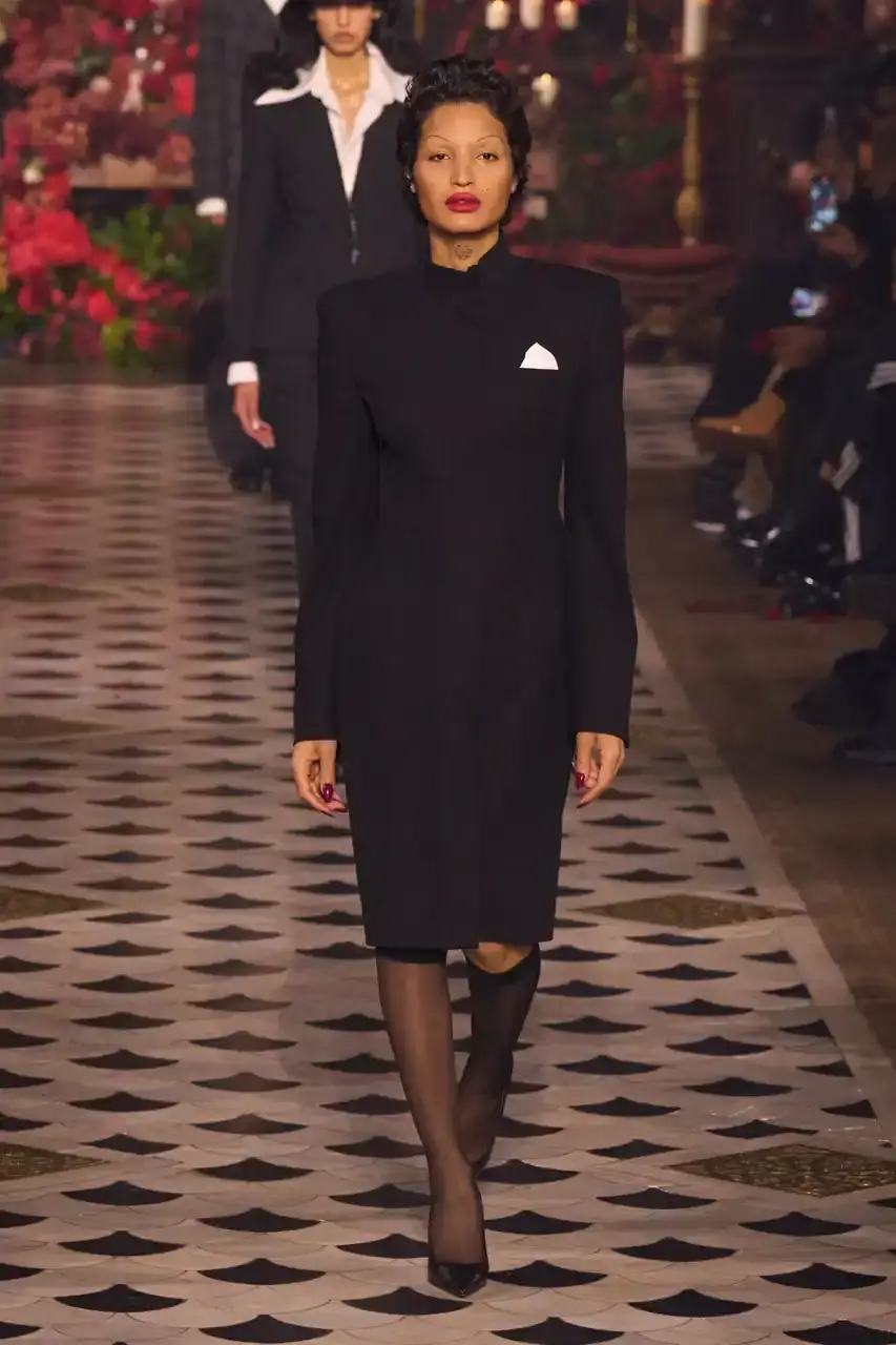 Daniele Oberrauch/Gorunway.com/Vogue Runway Daniele Oberrauch/Gorunway.com/Vogue Runway (image 13 of 15)