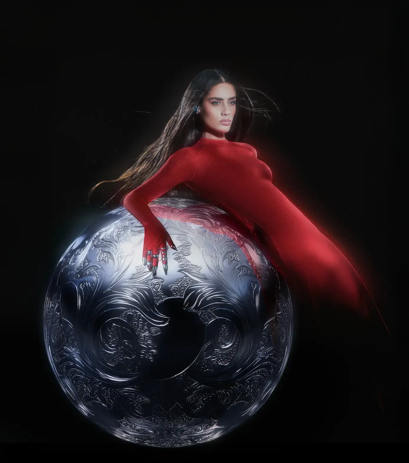 PALESTINIAN-JORDANIAN SINGER ZEYNE BRINGS HER SOUND TO MILAN The interview covers songwriting, visuals, AWDA and A’ti with Marina Satti. (image 4 of 6)